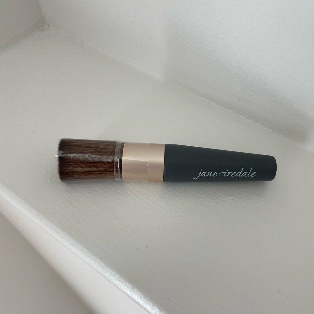 Jane Iredale Handi Brush, Never Been Opened